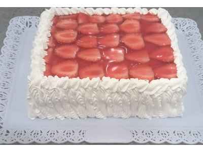 AA BOLO TORTA DE MORANGO