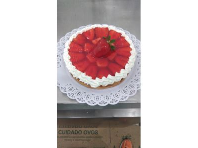 TORTA DE MORANGO